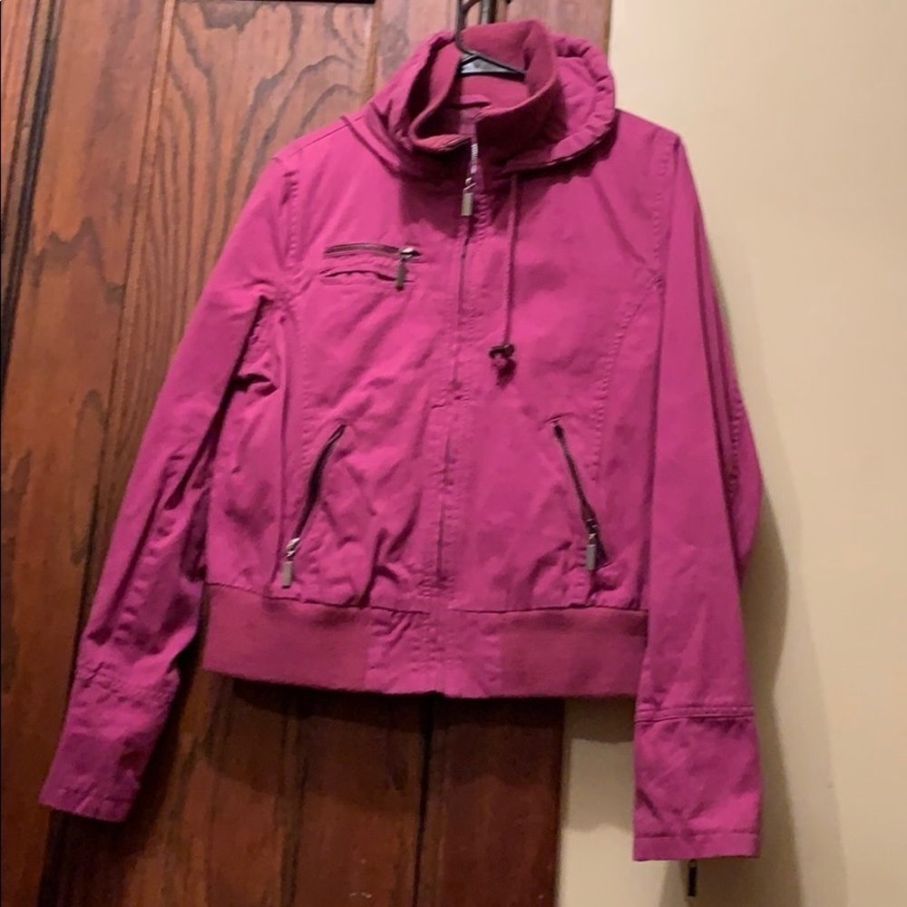 Women’s pink jacket. Size XL